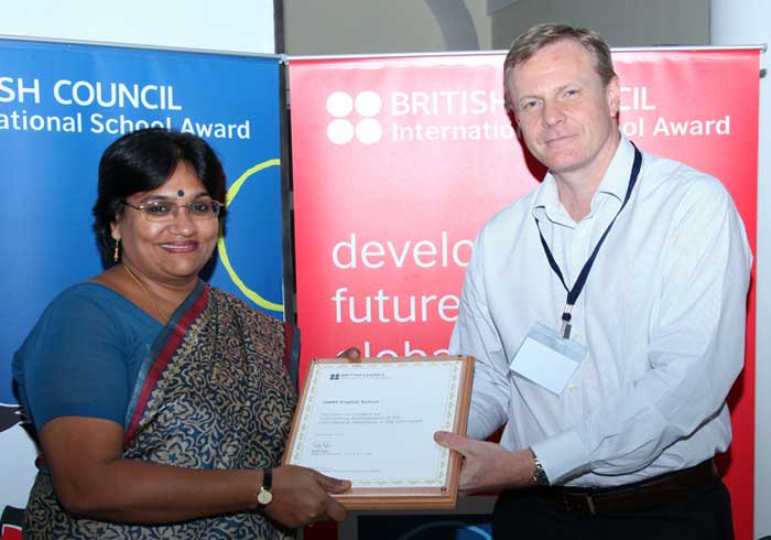 Mrs. Rajani Shekhar received the ISA award from Mr. Mike Nithavrianakis, the British Dy. High Commissioner, Southern India